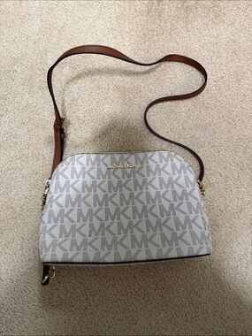 Michael Kors Beige/White Signature Crossbody with Brown Strap